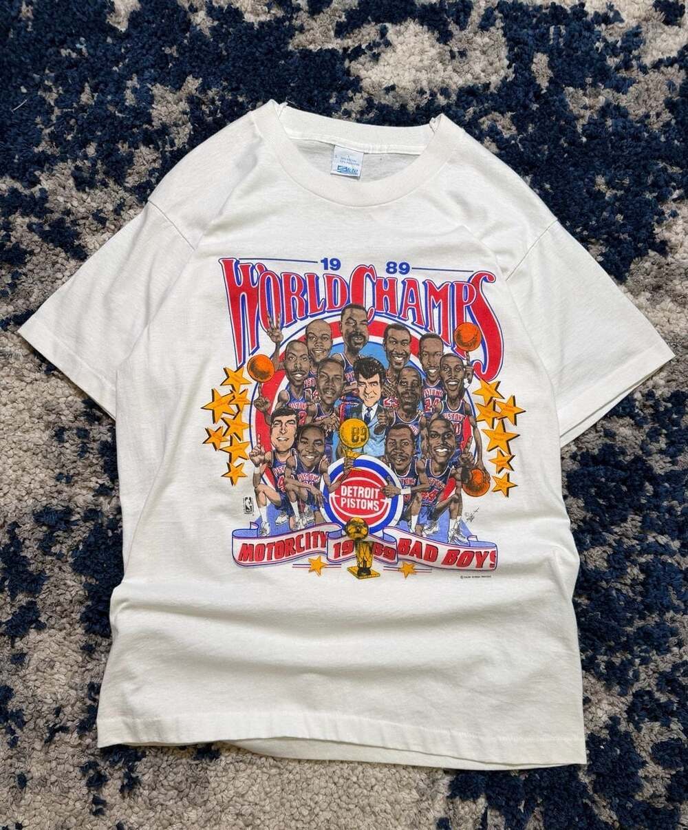 Vintage 1989 Detroit Pistons World Champs Bad Boys T-Shirt Size Large